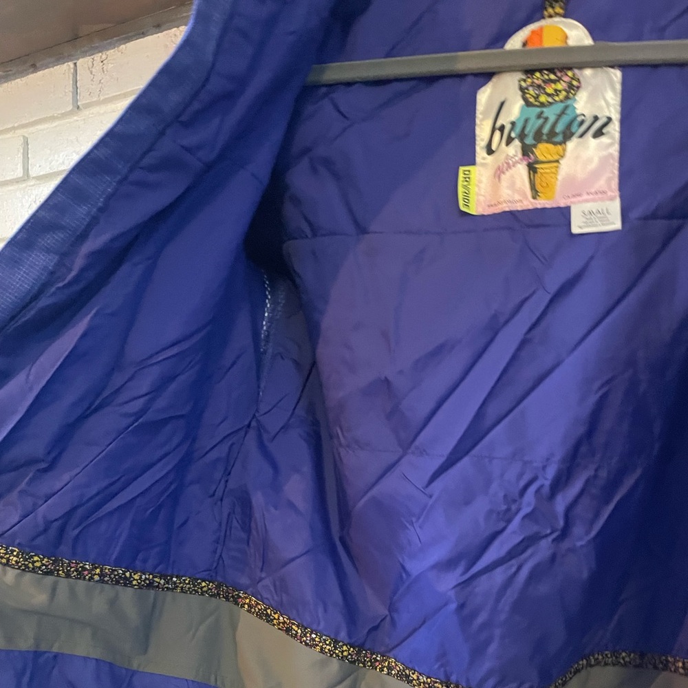 Burton Snowboarding Coat Size S - Picture 8 of 9